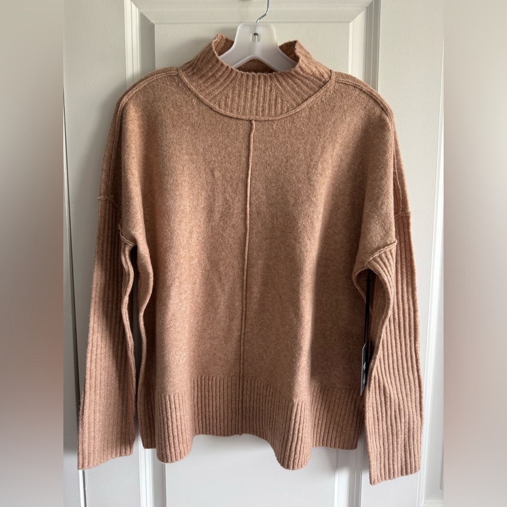 Simply Vera Vera Wang Cozy Luxe Cashmere Blend Turtleneck Sweater in Camel Brown